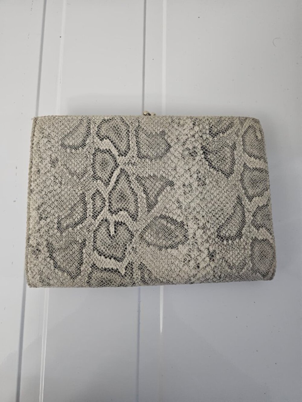 Urban Expressions Jones Snake Clutch in Ivory Black